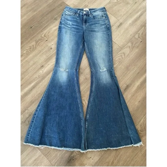 BOOT BARN Shyanne Ripped Flare Jeans - Picture 5 of 8